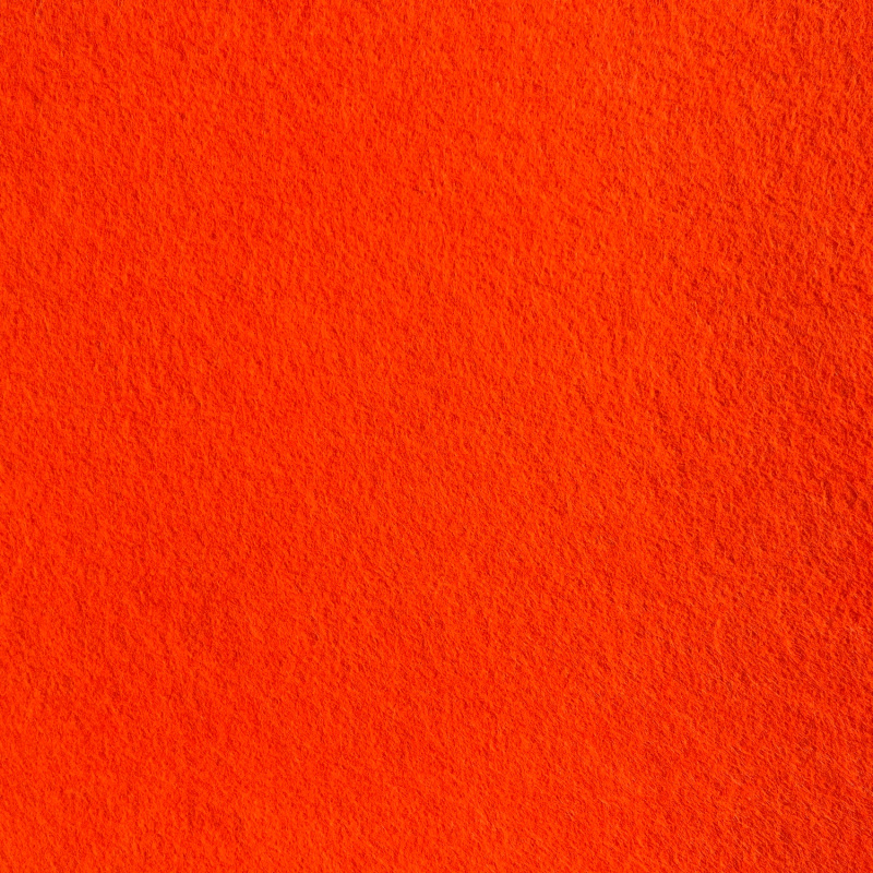 Filc hrúbky 3 mm je dekoračná, polovlnená plsť sa používa predovšetkým na dekoračné účely, na výrobu hračiek, bábik, ozdôb a dekorácií, ako v