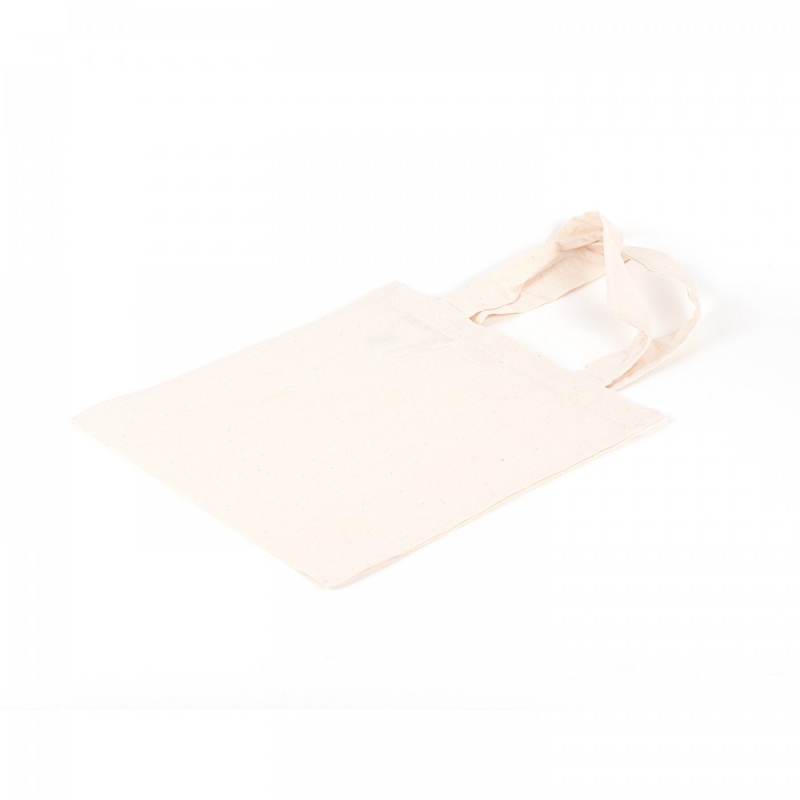 Nákupná taška malá je zhotovená zo 100% bavlny. Má prírodnú bledú béžovú farbu. Možno ju ďalej dekorovať farbami na textil, batikovaním, linoryt