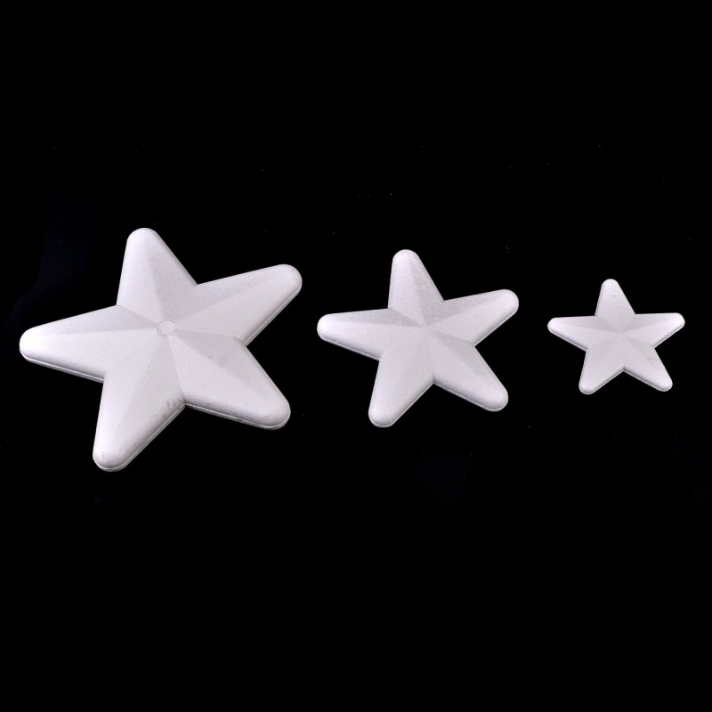 Polystyrénová hviezda je polystyrénový polotovar, ktorý sa používa ako základ pre valentínske, jesenné, vianočné, detské dekorácie. Polystyrén je