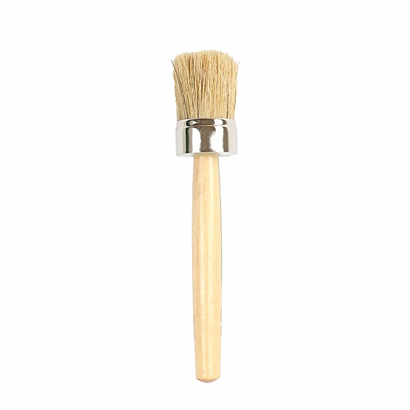 Prírodný štetec z kanca vysokej kvality ( Boar bristle brush oval ).Zabezpečí rovnomerné nanesenie farby. Odporúča sa na maľovanie nábytku, starožitn