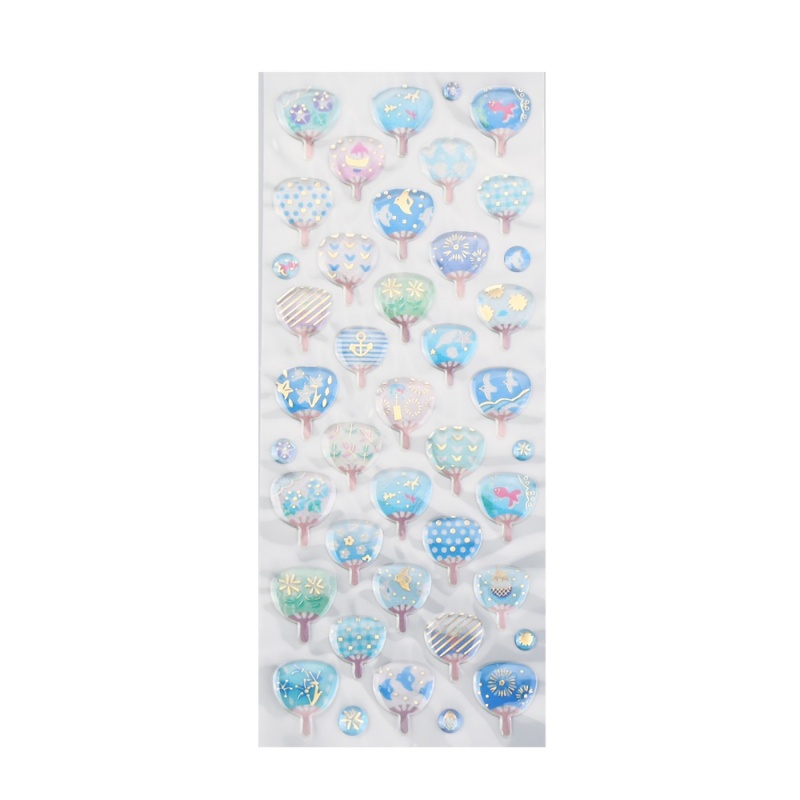 Živicové nálepky pekne doplnia scrapbooking albumy, visačky či pozvánky. Tvoria ich papierové nálepky s lepiacou časťou na spodnej strane a živicový