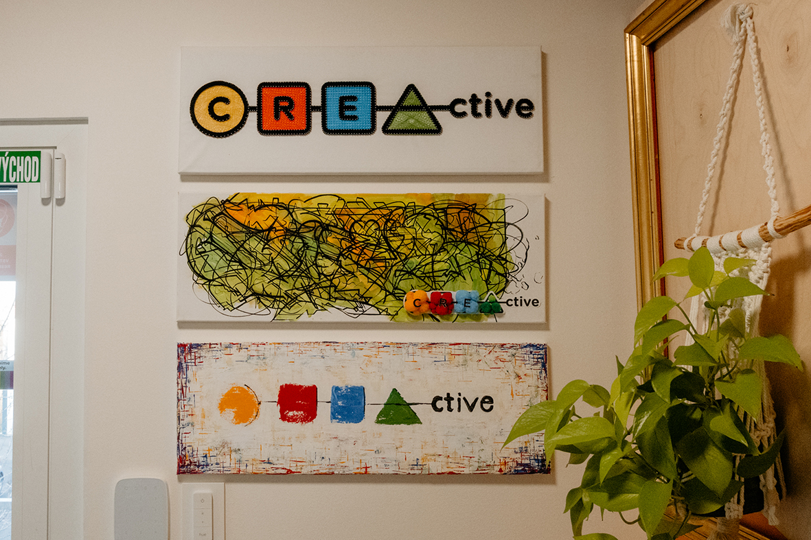 Veľk&aacute; letn&aacute; s&uacute;ťaž 2022 diela sa stene s logom creActive