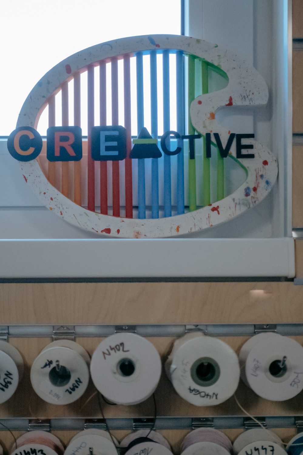 Veľk&aacute; letn&aacute; s&uacute;ťaž 2022 sreven&aacute; paleta s logom creActive