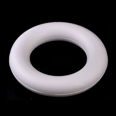 Polystyrénový veniec, priemer 15 cm
